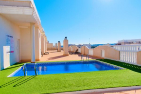 4 Bed Ground Floor Apartment with rooftop Pool, Formentera Del Segura